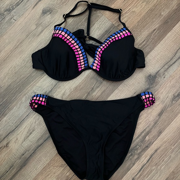 Macy’s SwimSuit - Picture 1 of 4